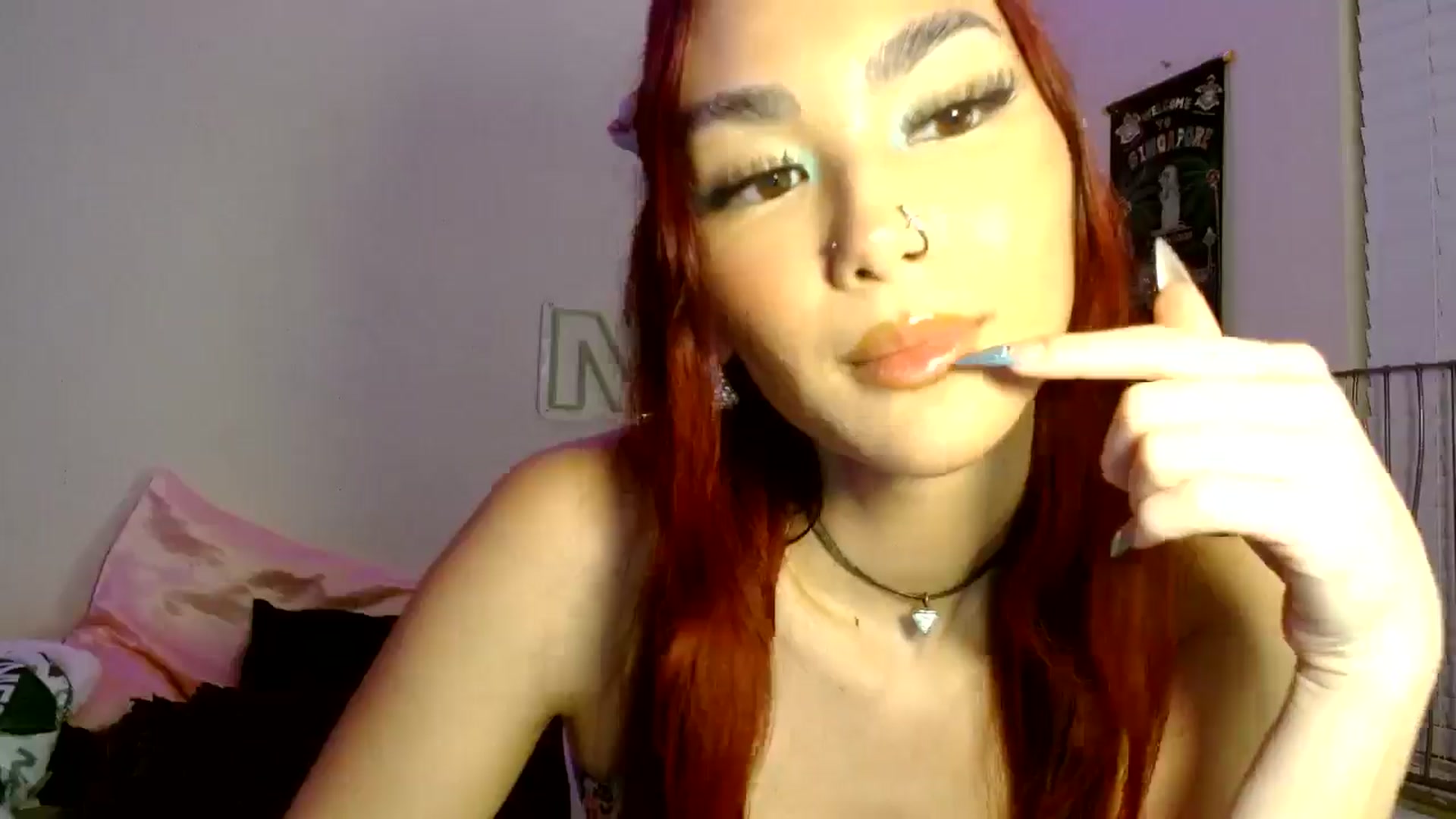 Gallery image thumbnail from scarmoonxxx's myfreecams stream on, 11/02/2024, 11:15 image 12 of 20