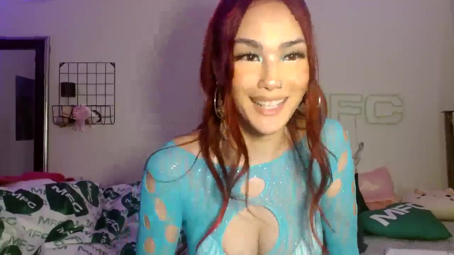 Gallery image thumbnail from scarmoonxxx's myfreecams stream on, 11/11/2024, 07:33 image 13 of 20