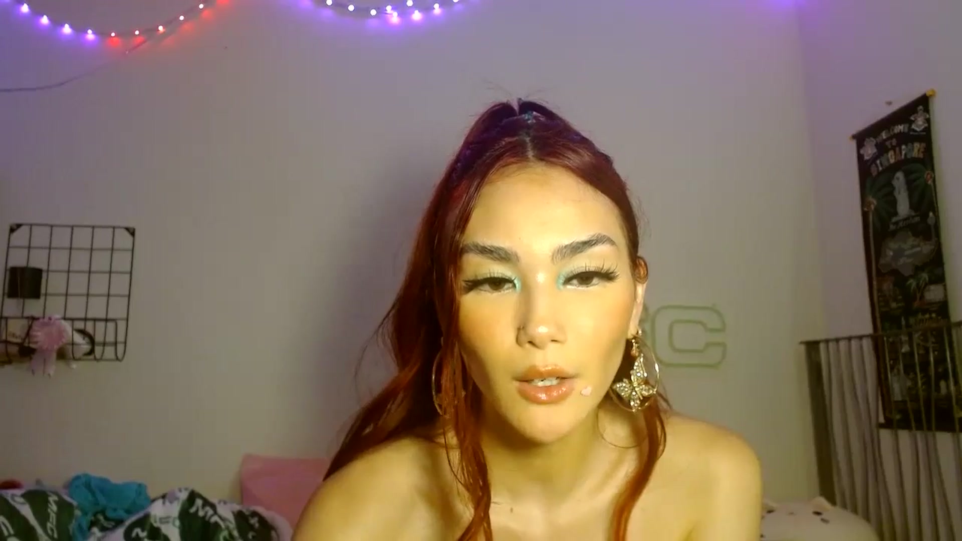 Gallery image thumbnail from scarmoonxxx's myfreecams stream on, 11/11/2024, 10:15 image 2 of 20