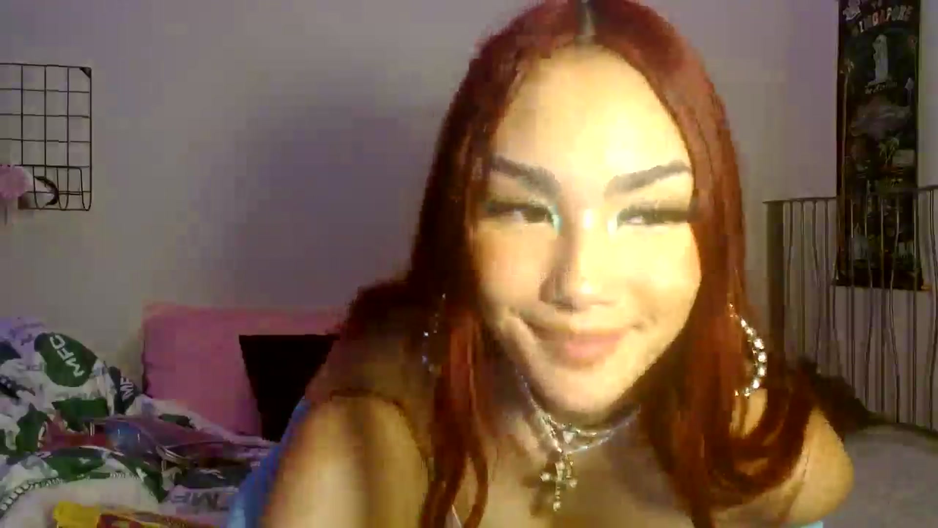 Gallery image thumbnail from scarmoonxxx's myfreecams stream on, 11/21/2024, 07:52 image 9 of 20
