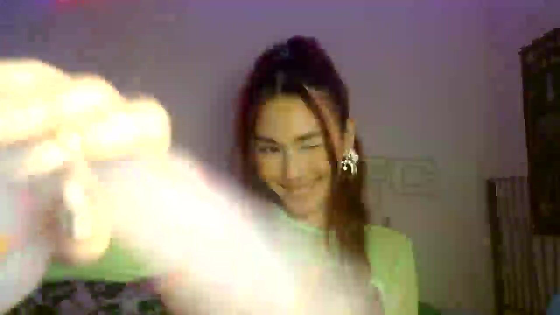 Gallery image thumbnail from scarmoonxxx's myfreecams stream on, 01/08/2025, 10:16 image 12 of 20