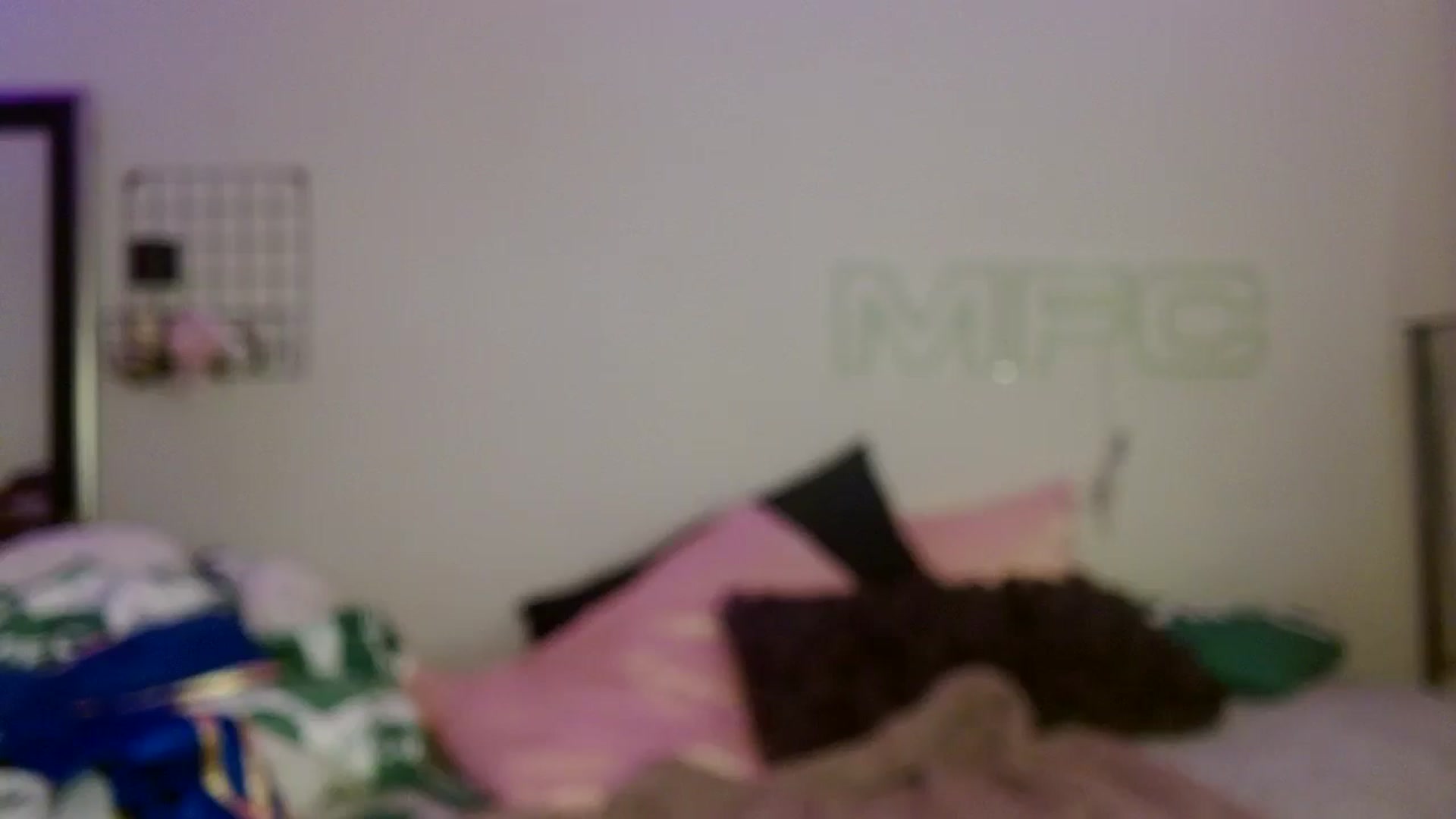 Gallery image thumbnail from scarmoonxxx's myfreecams stream on, 01/09/2025, 08:43 image 15 of 20