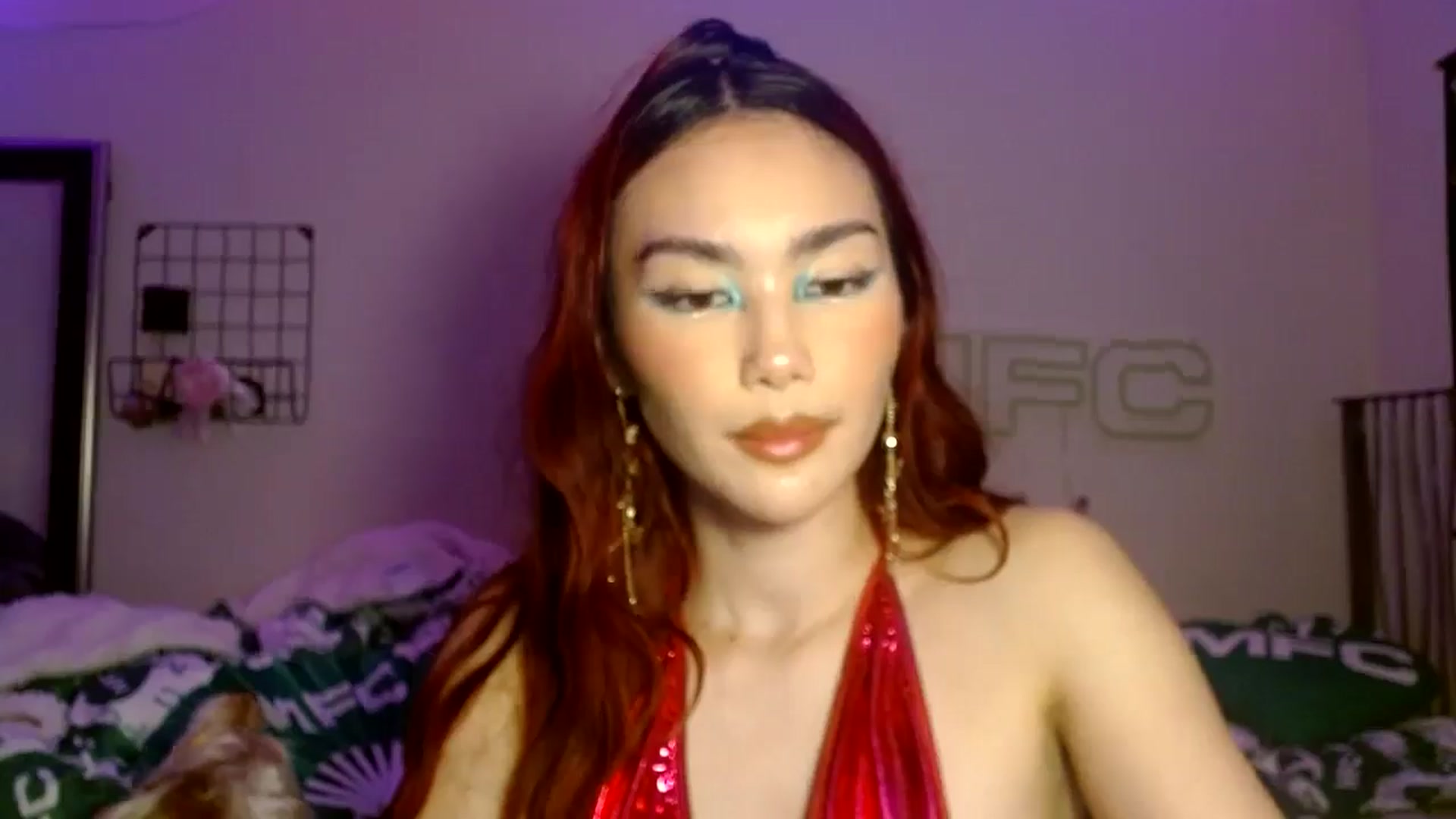 Gallery image thumbnail from scarmoonxxx's myfreecams stream on, 03/09/2025, 24:44 image 19 of 20
