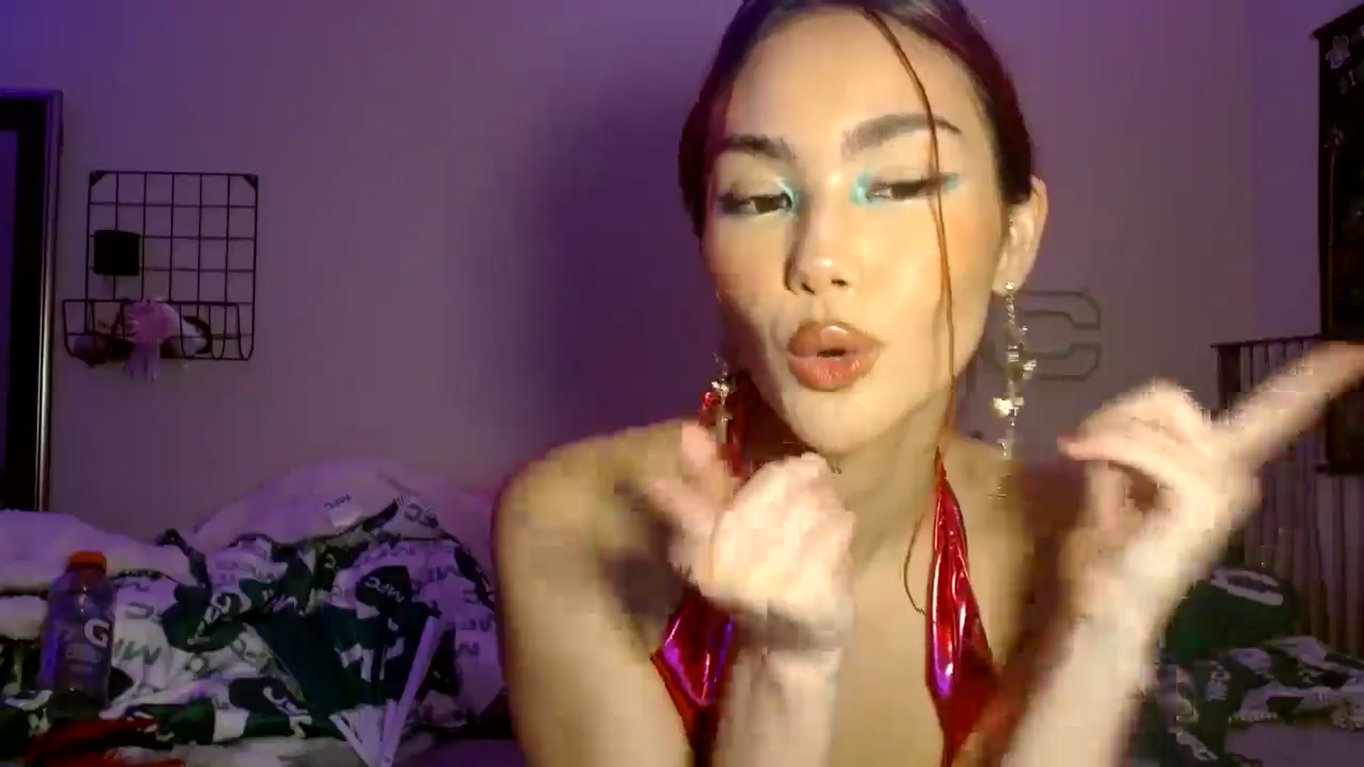 Gallery image thumbnail from scarmoonxxx's myfreecams stream on, 03/09/2025, 01:36 image 2 of 20