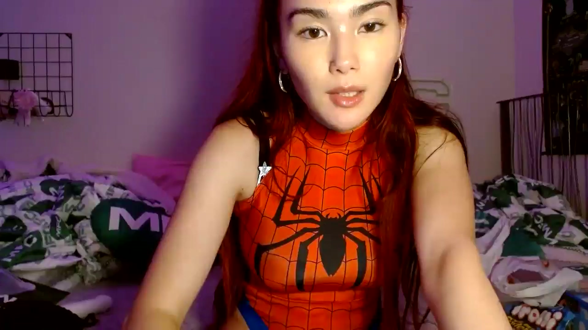 Gallery image thumbnail from scarmoonxxx's myfreecams stream on, 05/15/2025, 07:01 image 8 of 20