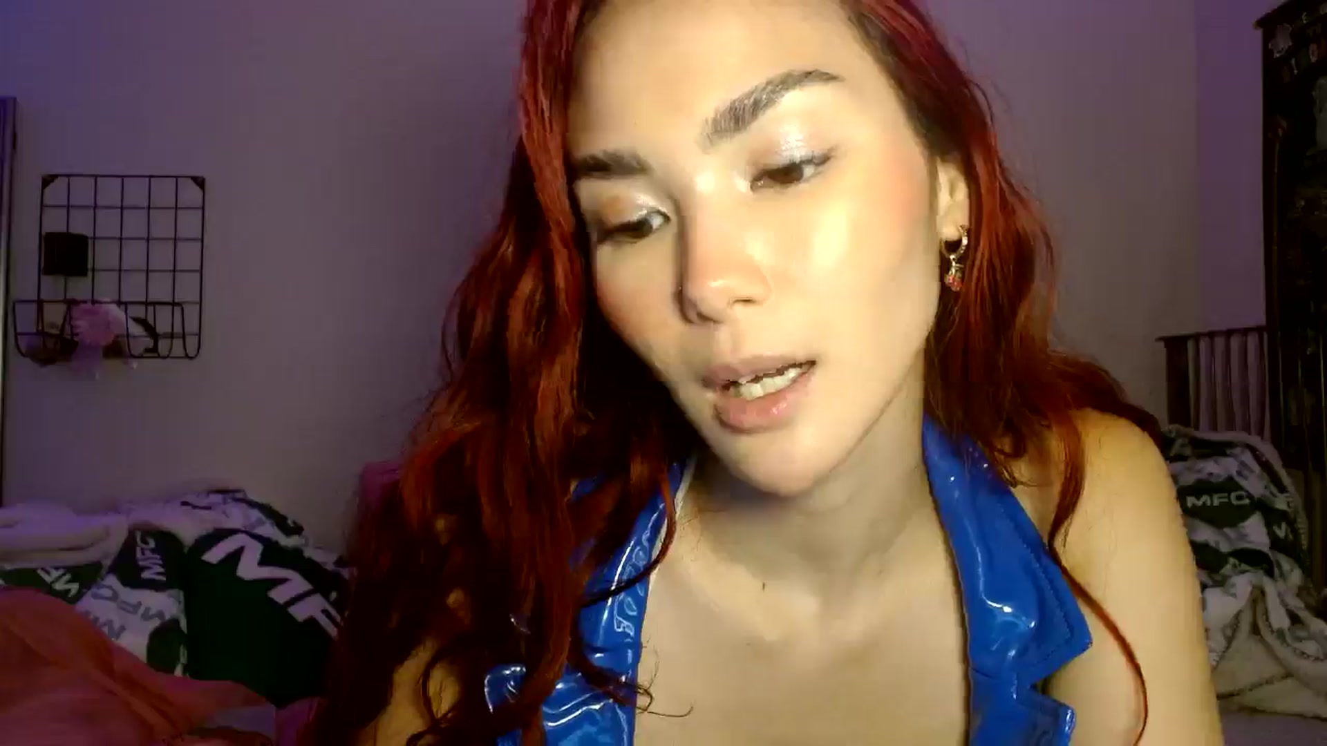 Gallery image thumbnail from scarmoonxxx's myfreecams stream on, 07/16/2025, 05:43 image 19 of 20