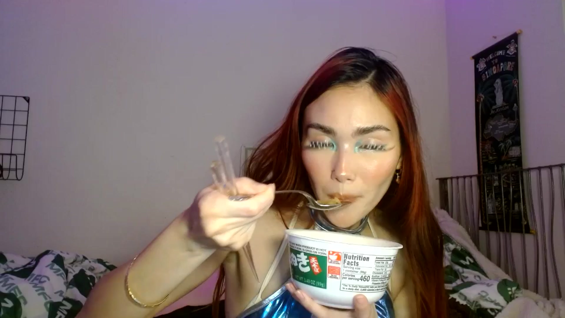 Gallery image thumbnail from scarmoonxxx's myfreecams stream on, 08/05/2025, 07:09 image 17 of 20