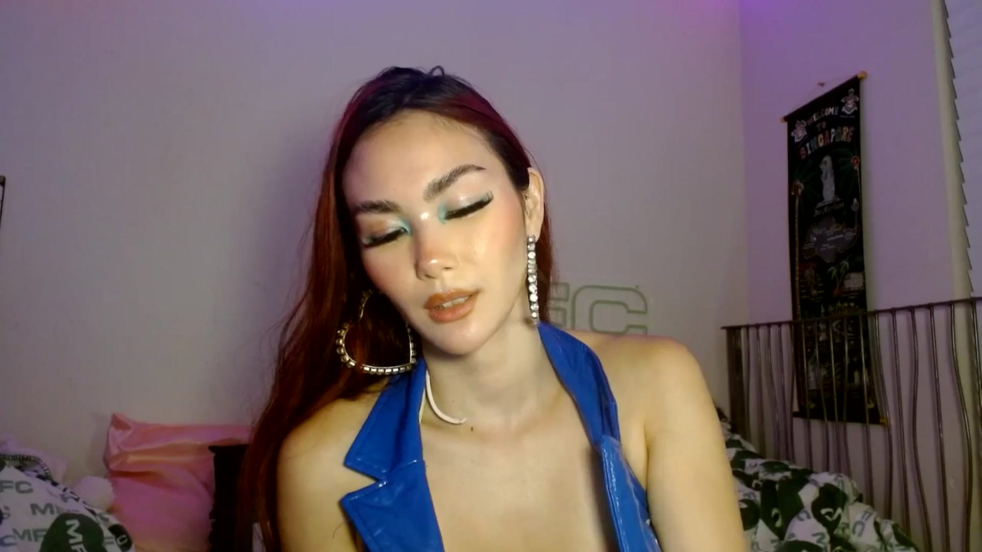 Gallery image thumbnail from scarmoonxxx's myfreecams stream on, 08/08/2025, 01:47 image 3 of 20