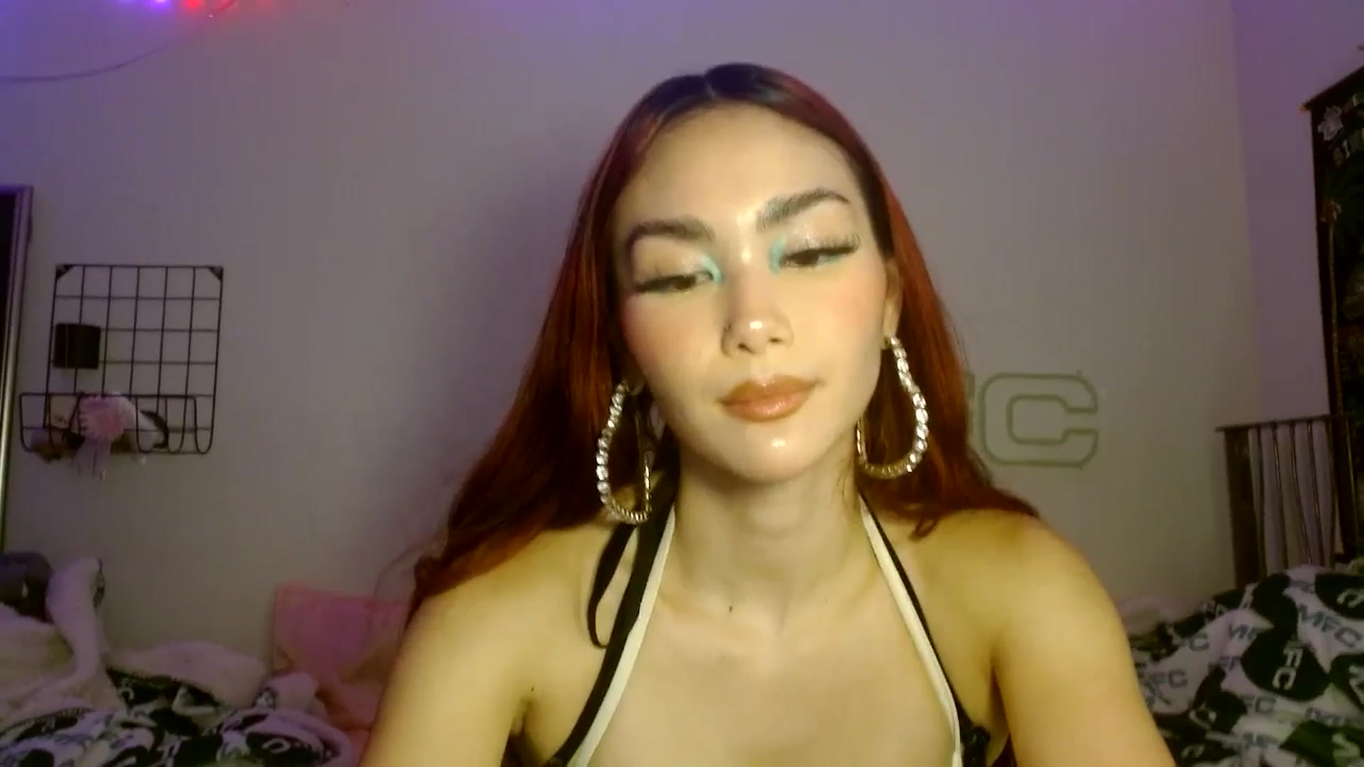 Gallery image thumbnail from scarmoonxxx's myfreecams stream on, 08/10/2025, 06:35 image 14 of 20