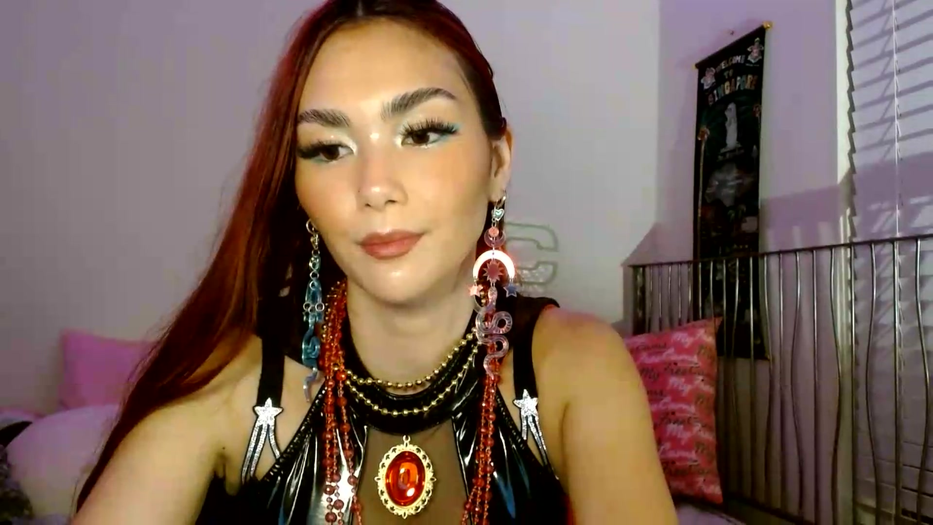 Gallery image thumbnail from scarmoonxxx's myfreecams stream on, 07/06/2026, 07:23 image 20 of 20