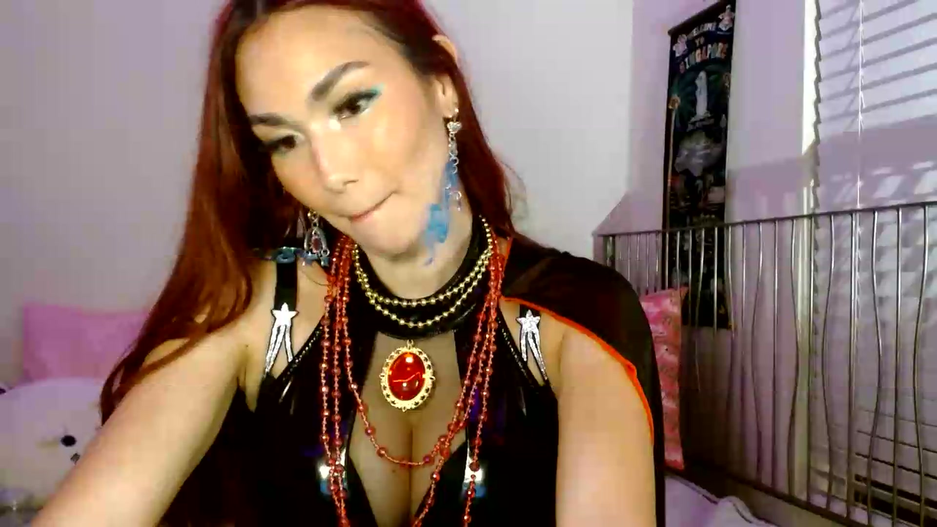Gallery image thumbnail from scarmoonxxx's myfreecams stream on, 07/06/2026, 07:23 image 7 of 20