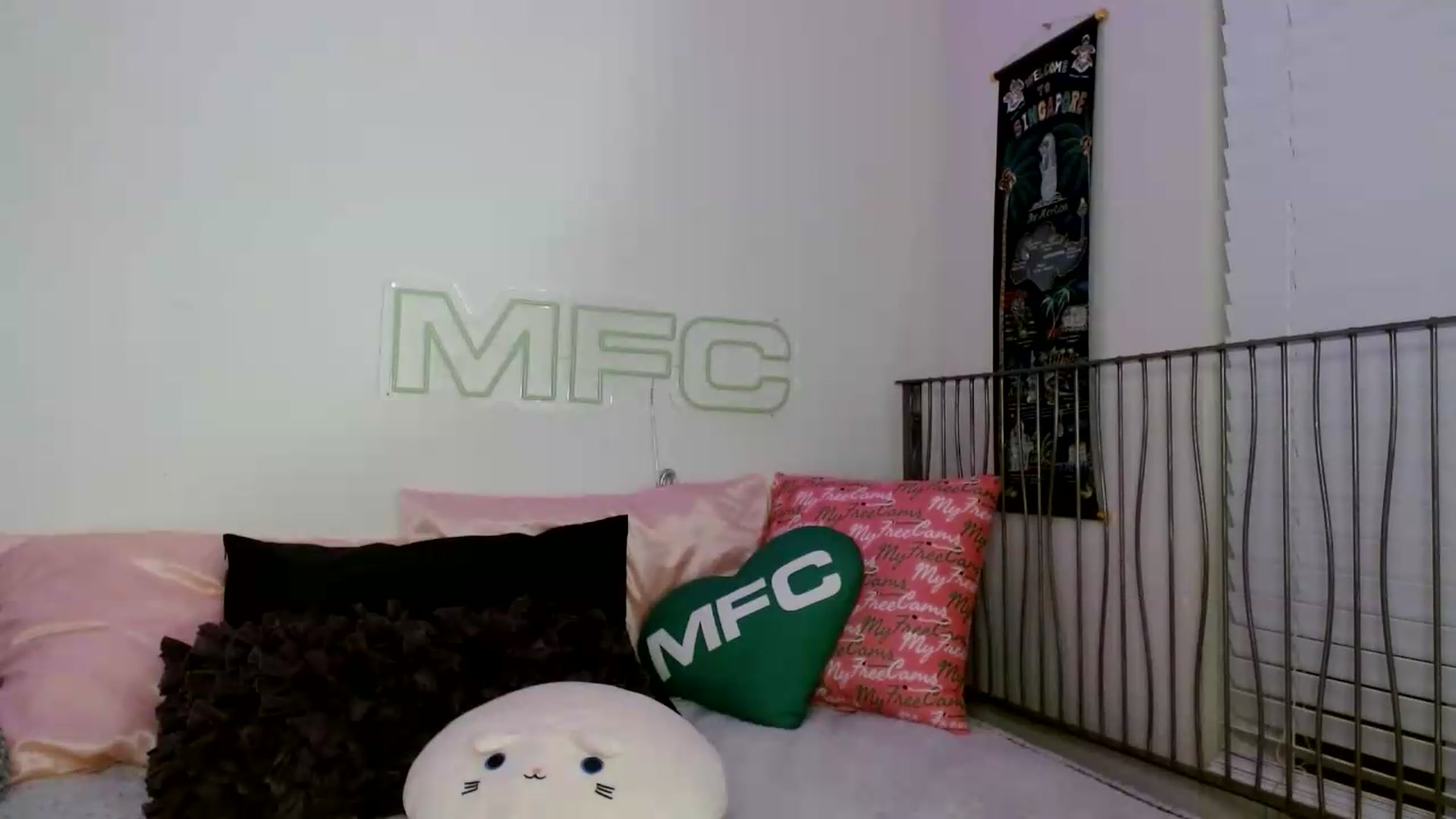 Gallery image thumbnail from scarmoonxxx's myfreecams stream on, 07/07/2026, 09:31 image 3 of 20
