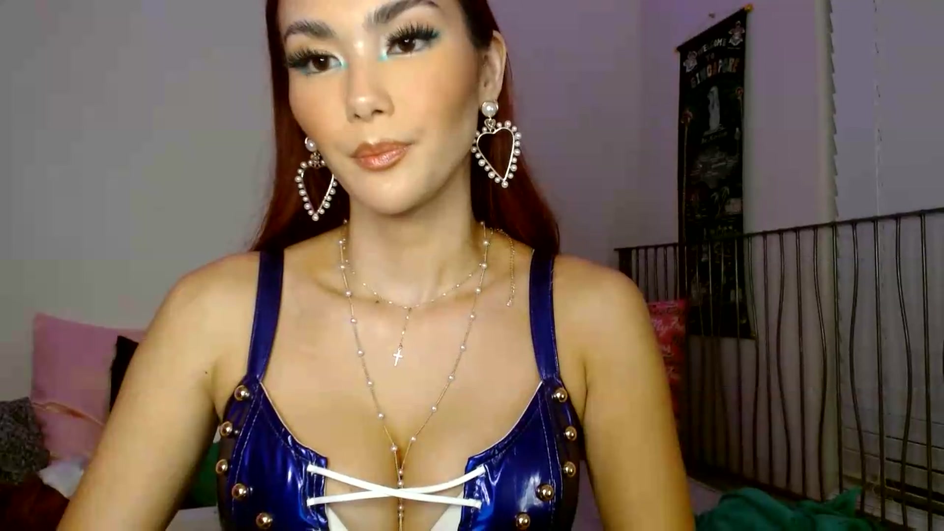Gallery image thumbnail from scarmoonxxx's myfreecams stream on, 07/09/2026, 09:21 image 3 of 20