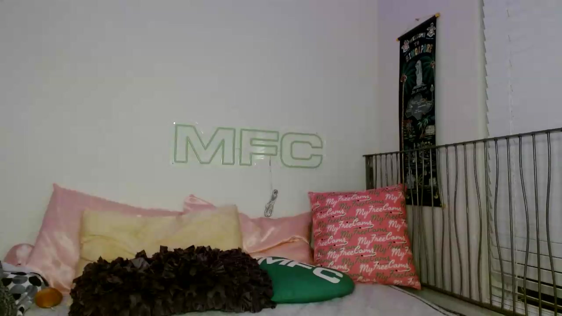 Gallery image thumbnail from scarmoonxxx's myfreecams stream on, 07/14/2026, 05:44 image 19 of 20