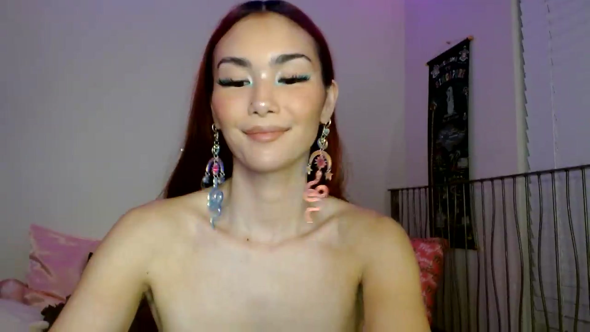 Gallery image thumbnail from scarmoonxxx's myfreecams stream on, 07/15/2026, 10:11 image 11 of 20