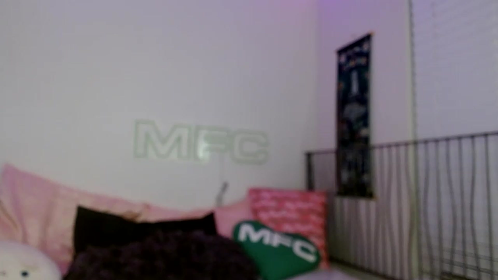 Gallery image thumbnail from scarmoonxxx's myfreecams stream on, 07/17/2026, 07:13 image 19 of 20