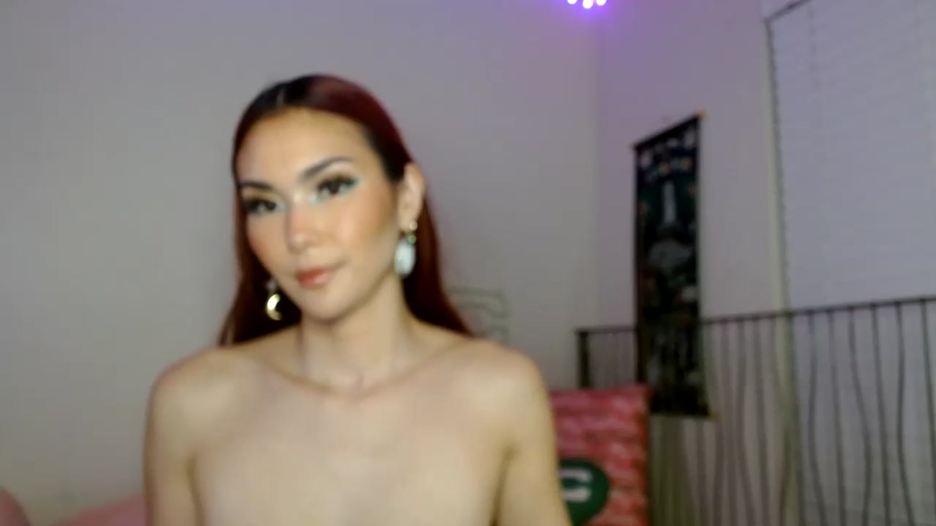 Gallery image thumbnail from scarmoonxxx's myfreecams stream on, 07/18/2026, 09:27 image 19 of 20