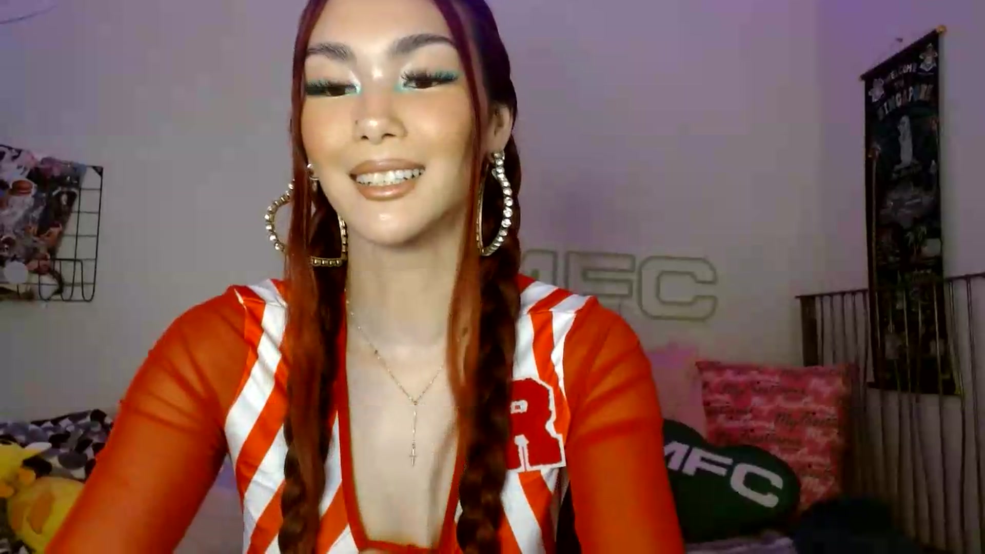 Gallery image thumbnail from scarmoonxxx's myfreecams stream on, 07/19/2026, 08:37 image 10 of 20