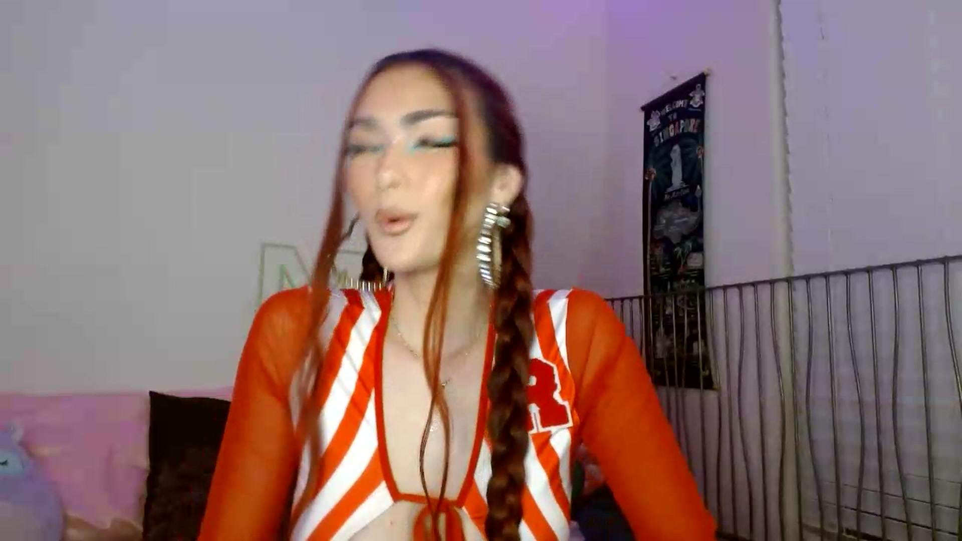 Gallery image thumbnail from scarmoonxxx's myfreecams stream on, 07/19/2026, 08:37 image 20 of 20