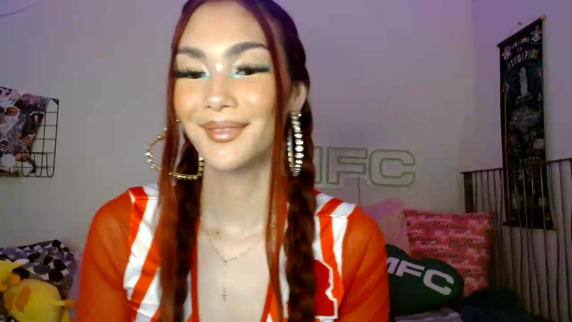 Gallery image thumbnail from scarmoonxxx's myfreecams stream on, 07/19/2026, 08:37 image 12 of 20