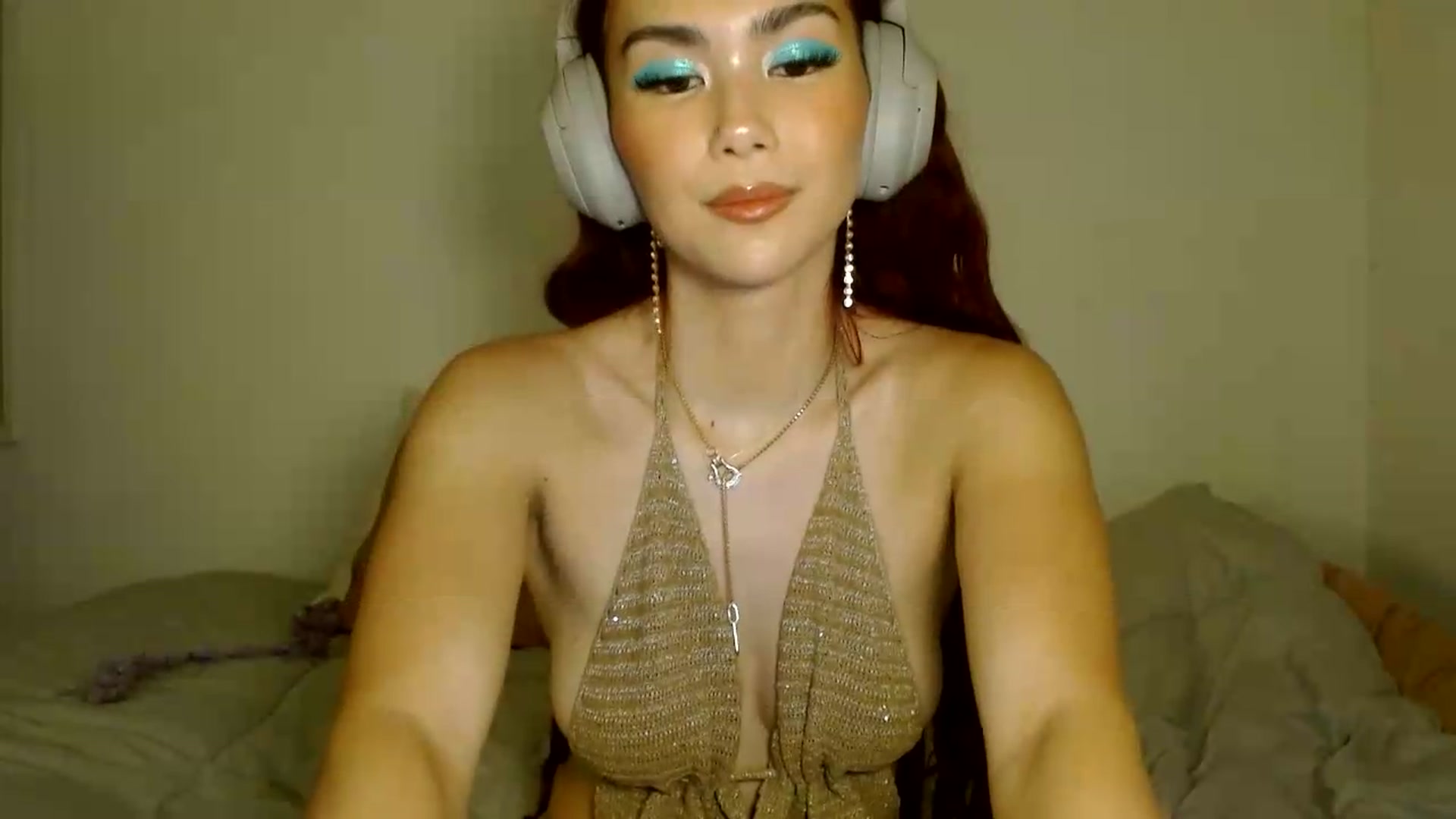 Gallery image thumbnail from scarmoonxxx's myfreecams stream on, 08/05/2026, 07:47 image 12 of 20