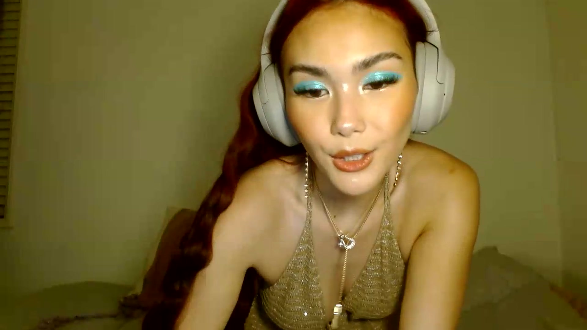 Gallery image thumbnail from scarmoonxxx's myfreecams stream on, 08/05/2026, 07:47 image 16 of 20