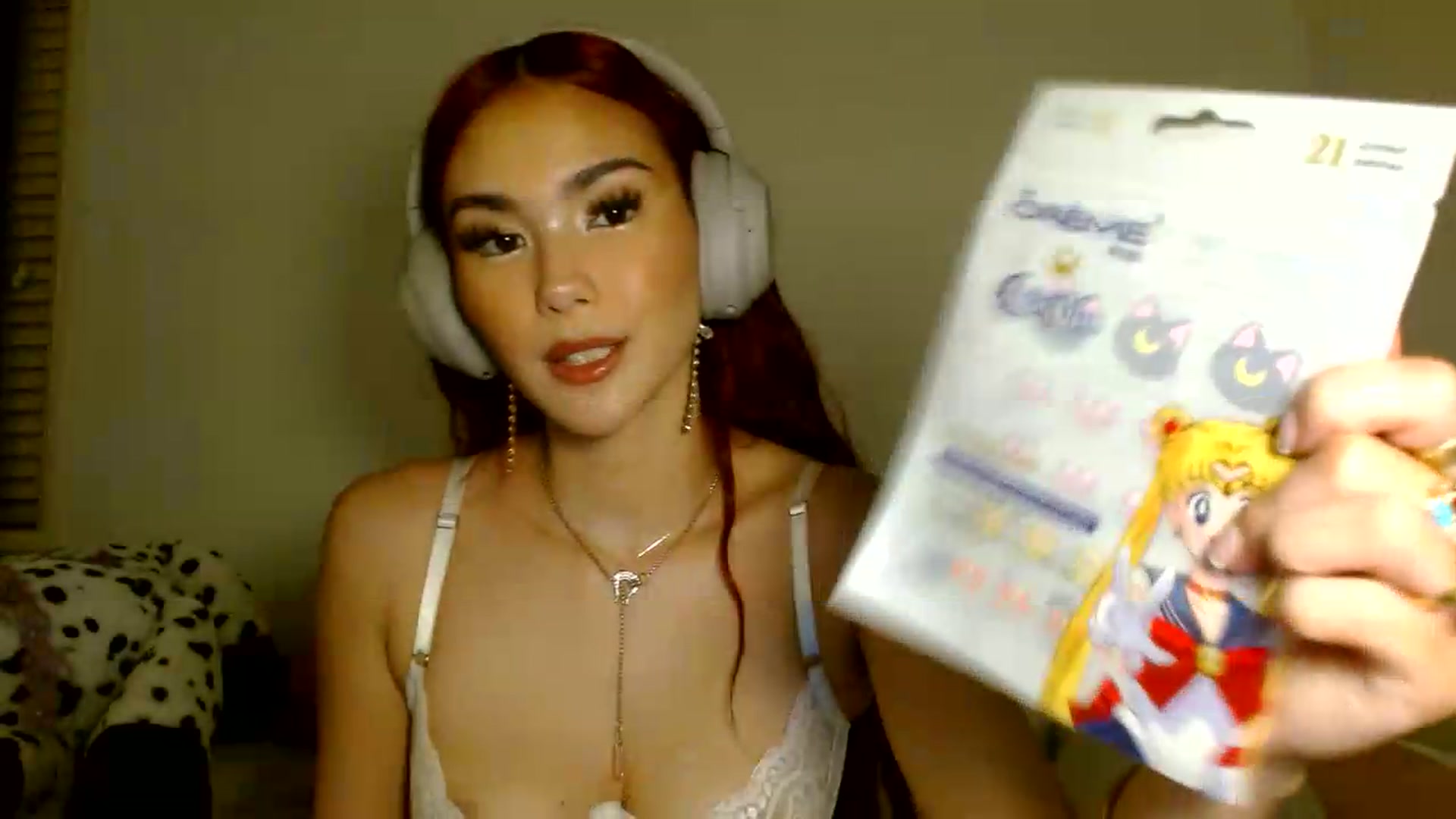 Gallery image thumbnail from scarmoonxxx's myfreecams stream on, 08/06/2026, 07:33 image 20 of 20