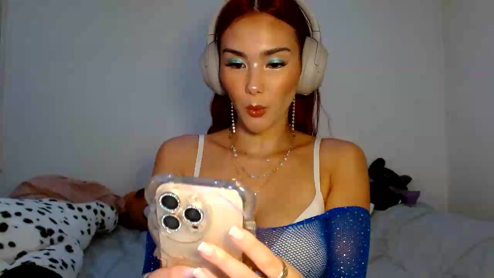 Gallery image thumbnail from scarmoonxxx's myfreecams stream on, 08/10/2026, 08:13 image 1 of 20