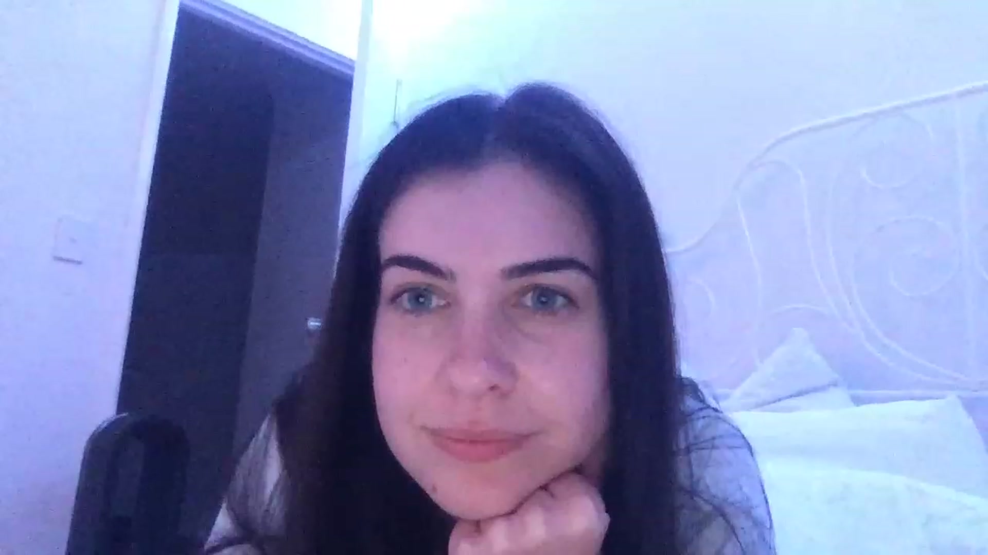 Gallery image thumbnail from secretqueen's myfreecams stream on, 11/18/2022, 11:27 image 8 of 20