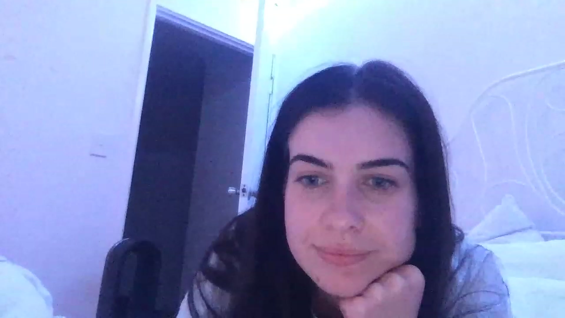 Gallery image thumbnail from secretqueen's myfreecams stream on, 11/18/2022, 11:27 image 11 of 20