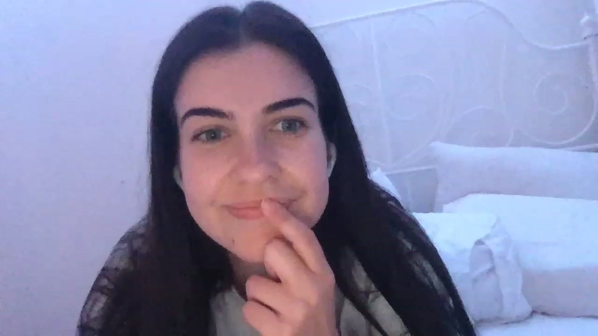 Gallery image thumbnail from secretqueen's myfreecams stream on, 11/18/2022, 12:04 image 6 of 20