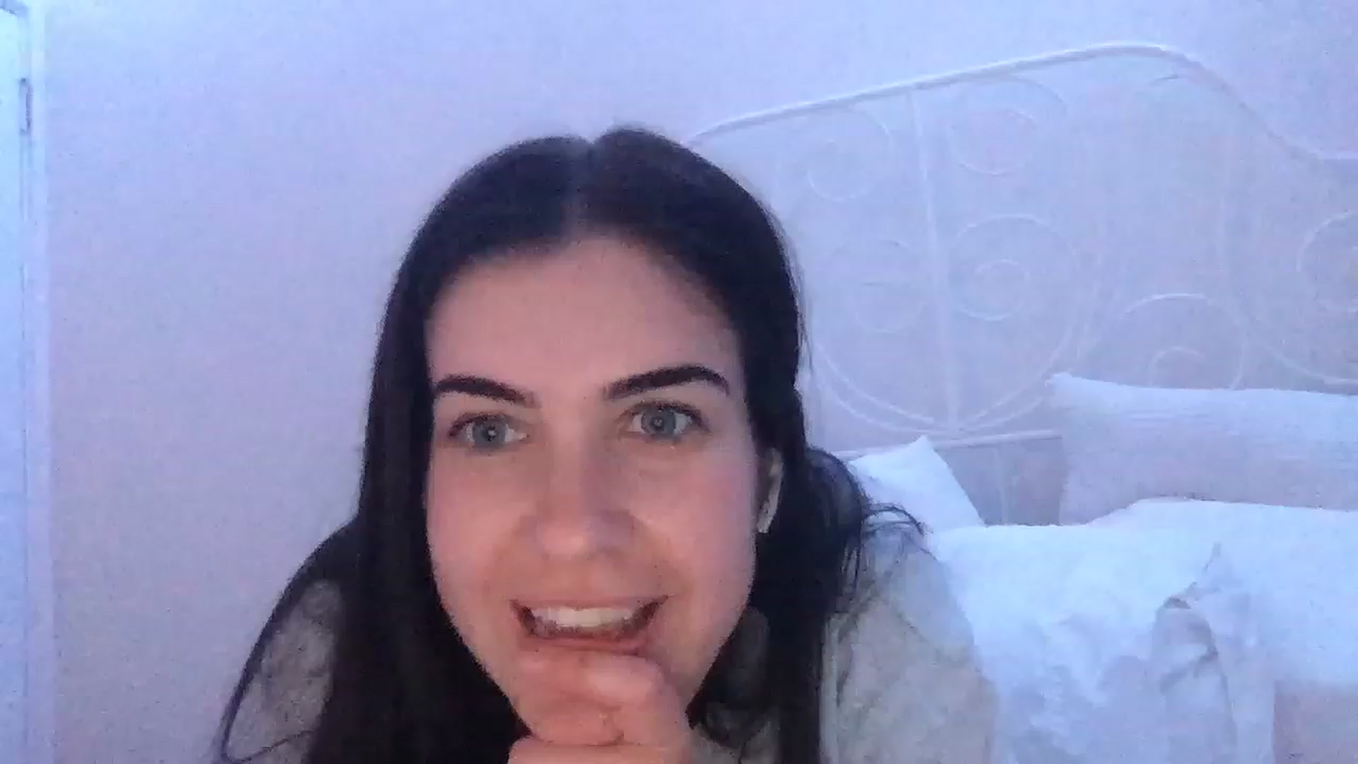 Gallery image thumbnail from secretqueen's myfreecams stream on, 11/18/2022, 12:04 image 13 of 20