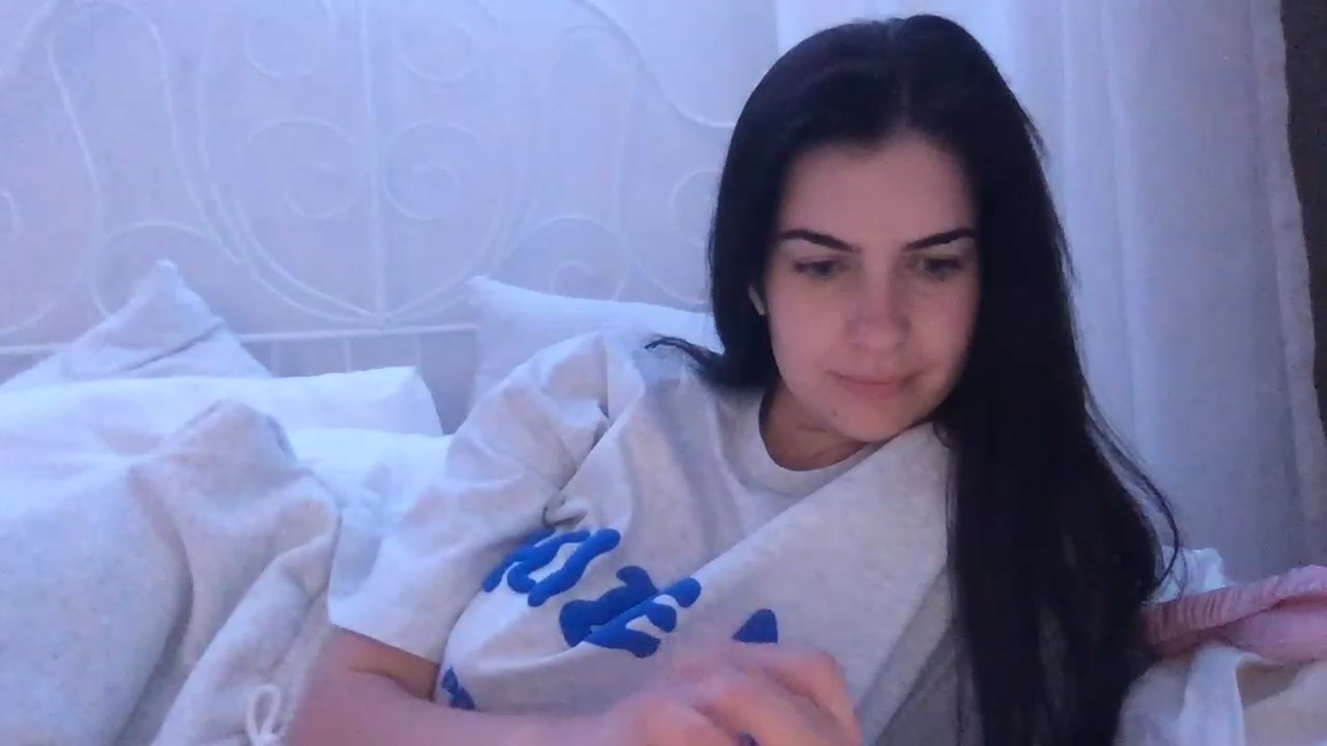 Gallery image thumbnail from secretqueen's myfreecams stream on, 11/18/2022, 12:45 image 15 of 20