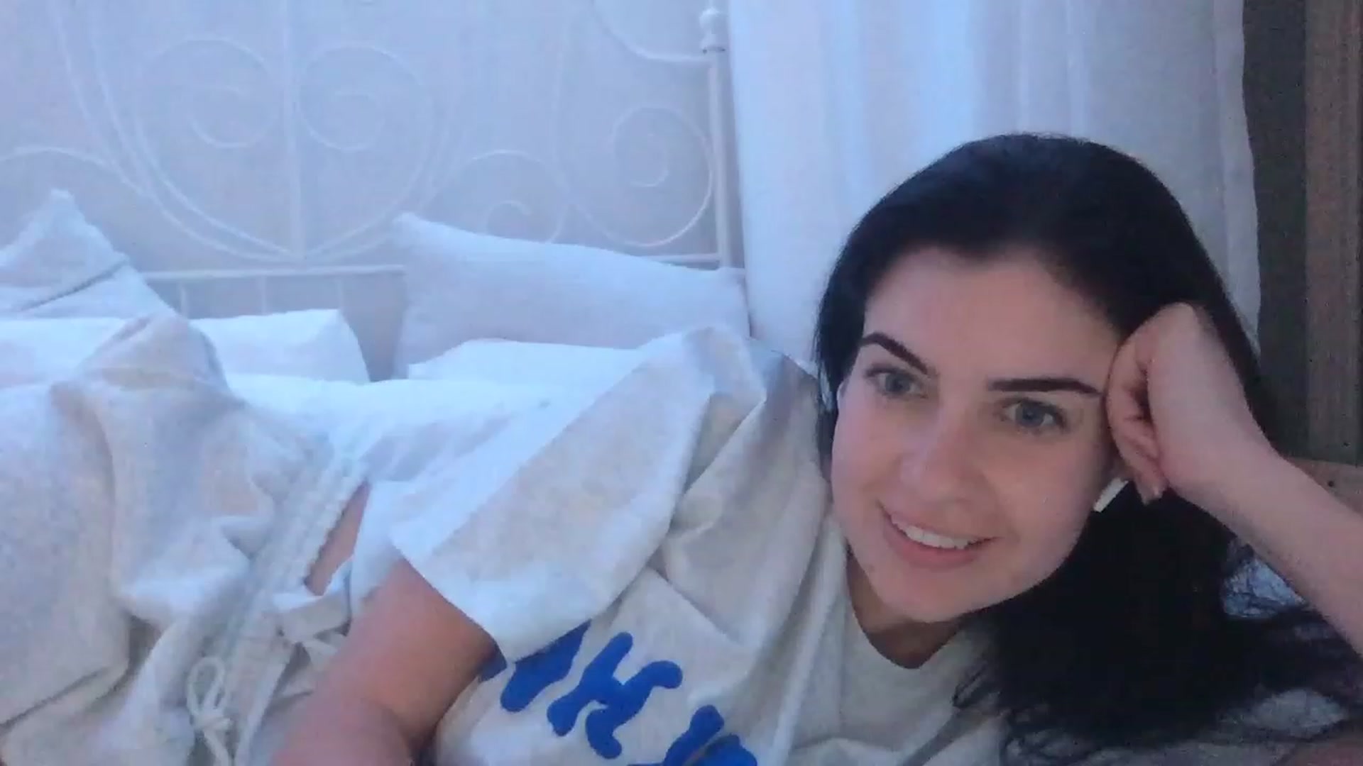 Gallery image thumbnail from secretqueen's myfreecams stream on, 11/18/2022, 13:00 image 1 of 20