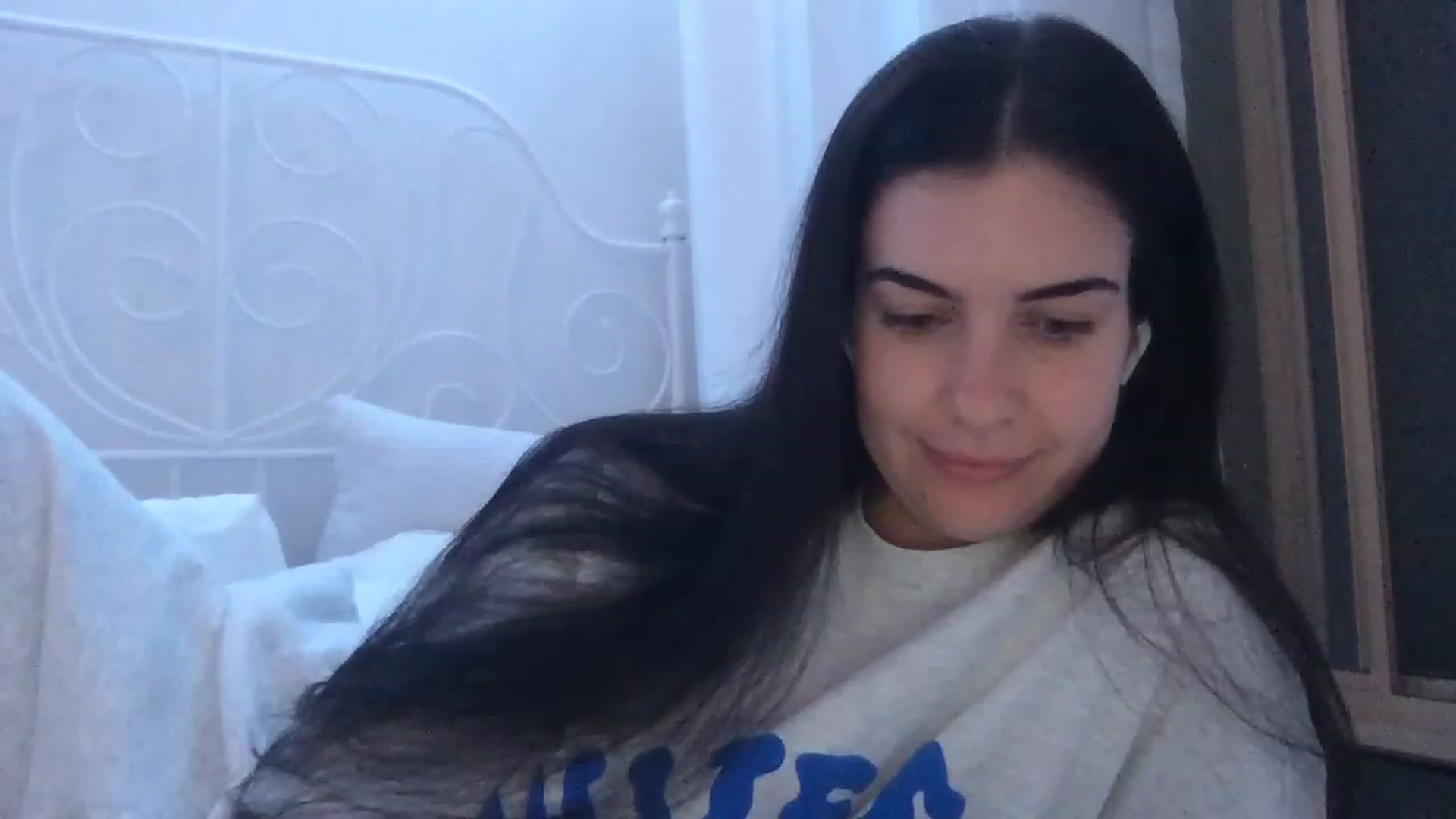 Gallery image thumbnail from secretqueen's myfreecams stream on, 11/18/2022, 13:00 image 11 of 20