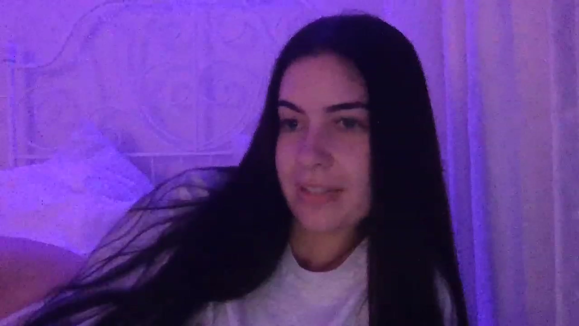 Gallery image thumbnail from secretqueen's myfreecams stream on, 11/19/2022, 11:23 image 20 of 20