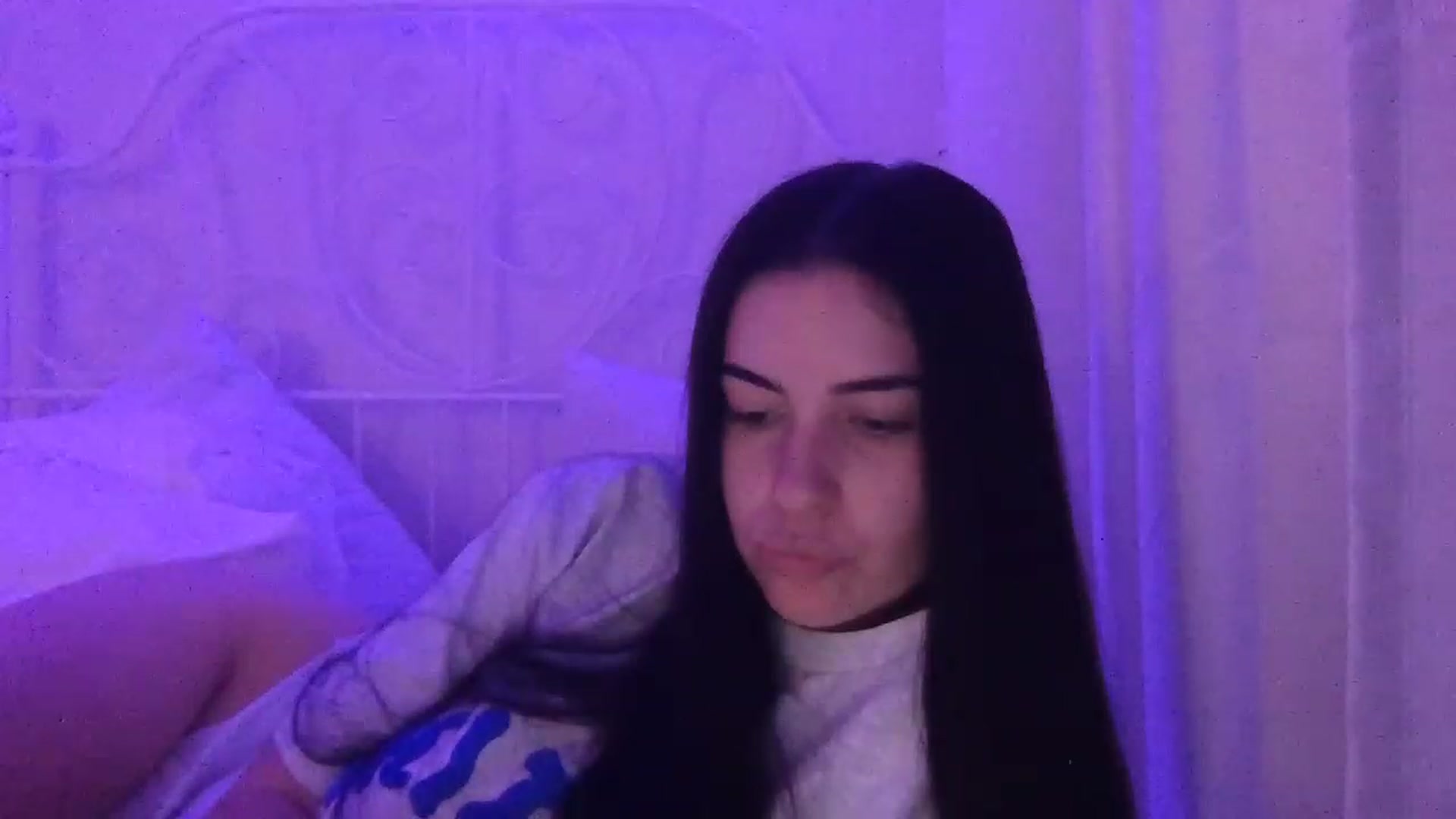 Gallery image thumbnail from secretqueen's myfreecams stream on, 11/19/2022, 11:23 image 15 of 20