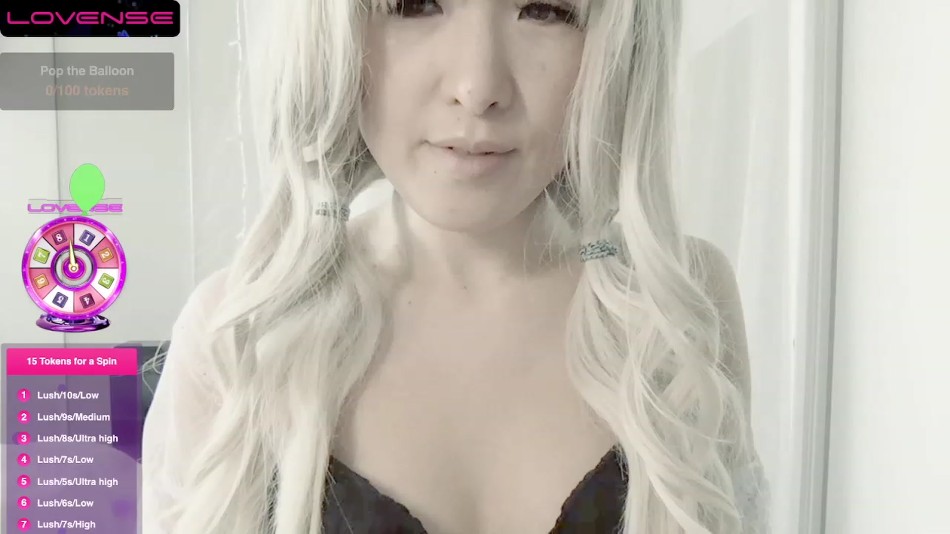 Gallery image thumbnail from seduceyouxx's myfreecams stream on, 02/20/2023, 20:27 image 2 of 20