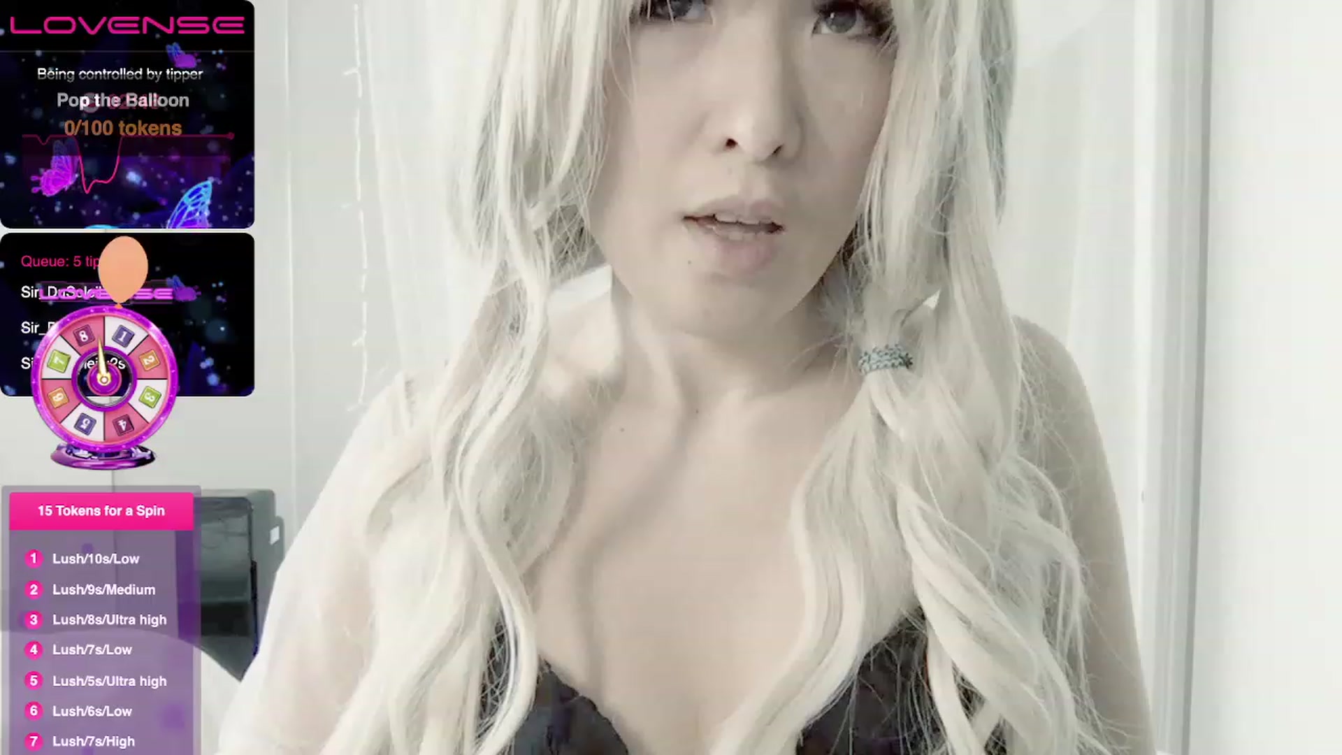 Gallery image thumbnail from seduceyouxx's myfreecams stream on, 02/20/2023, 20:27 image 14 of 20