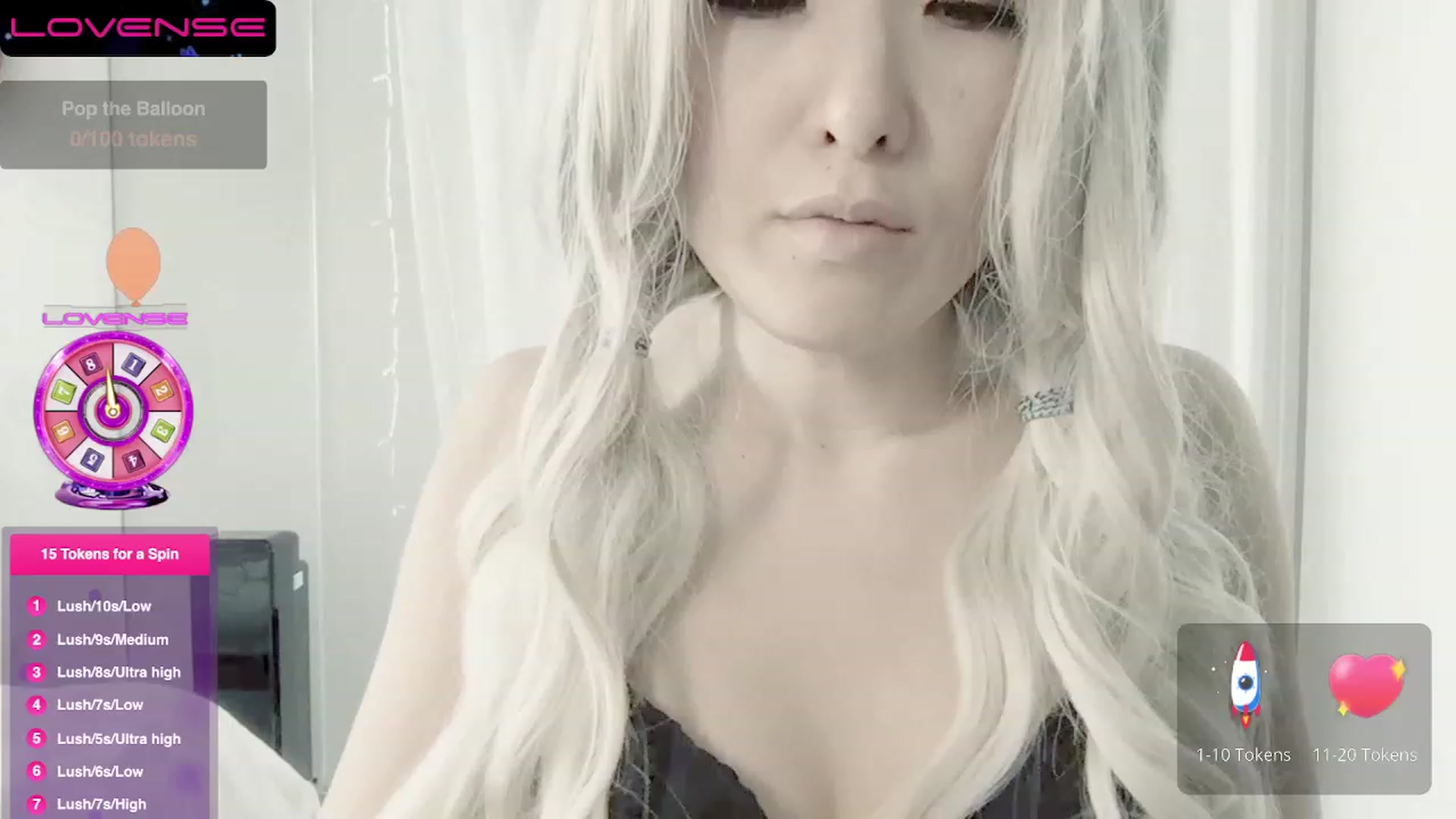 Gallery image thumbnail from seduceyouxx's myfreecams stream on, 02/20/2023, 20:27 image 18 of 20