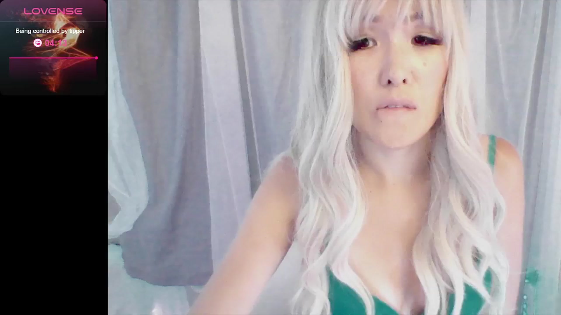 Gallery image thumbnail from seduceyouxx's myfreecams stream on, 07/01/2024, 24:11 image 10 of 20
