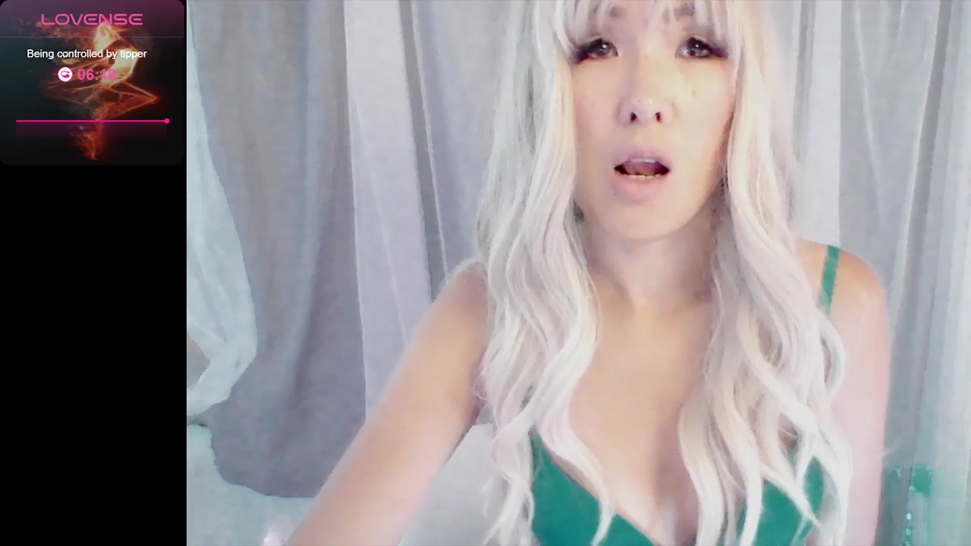 Gallery image thumbnail from seduceyouxx's myfreecams stream on, 07/01/2024, 24:11 image 9 of 20
