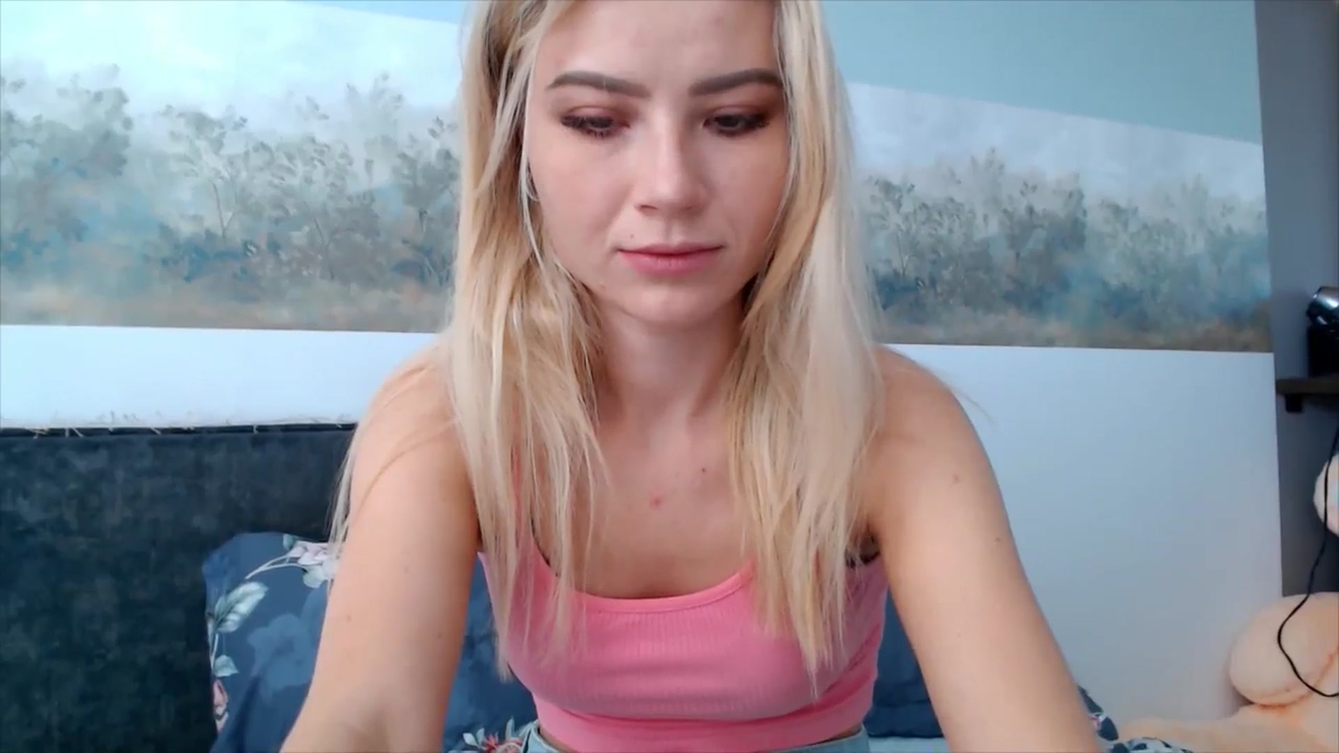 Gallery image thumbnail from semisweet's myfreecams stream on, 05/16/2025, 03:32 image 20 of 20