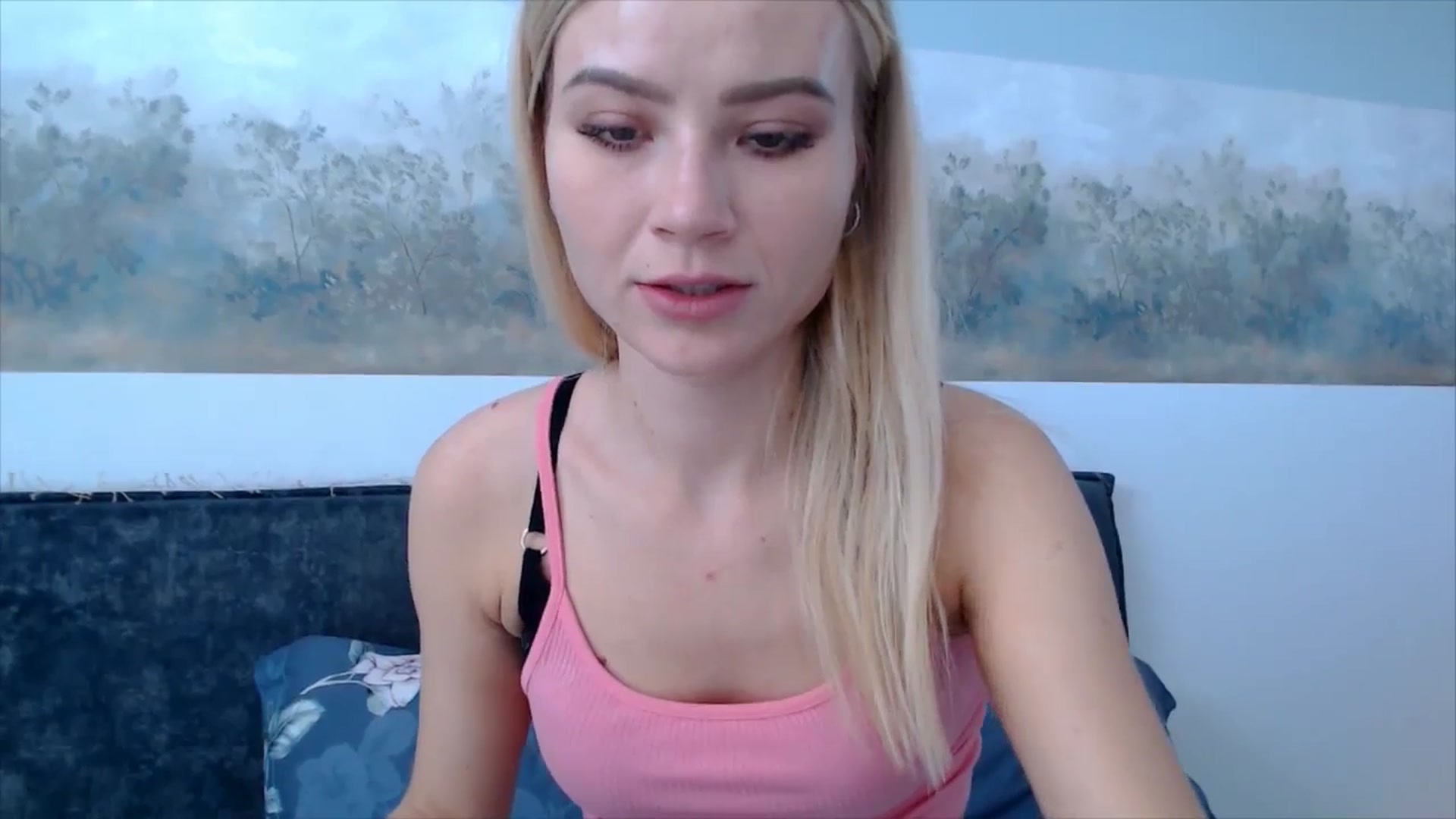 Gallery image thumbnail from semisweet's myfreecams stream on, 05/16/2025, 05:23 image 18 of 20