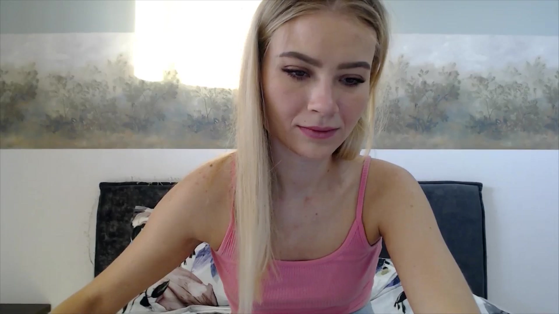 Gallery image thumbnail from semisweet's myfreecams stream on, 05/22/2025, 02:49 image 11 of 20