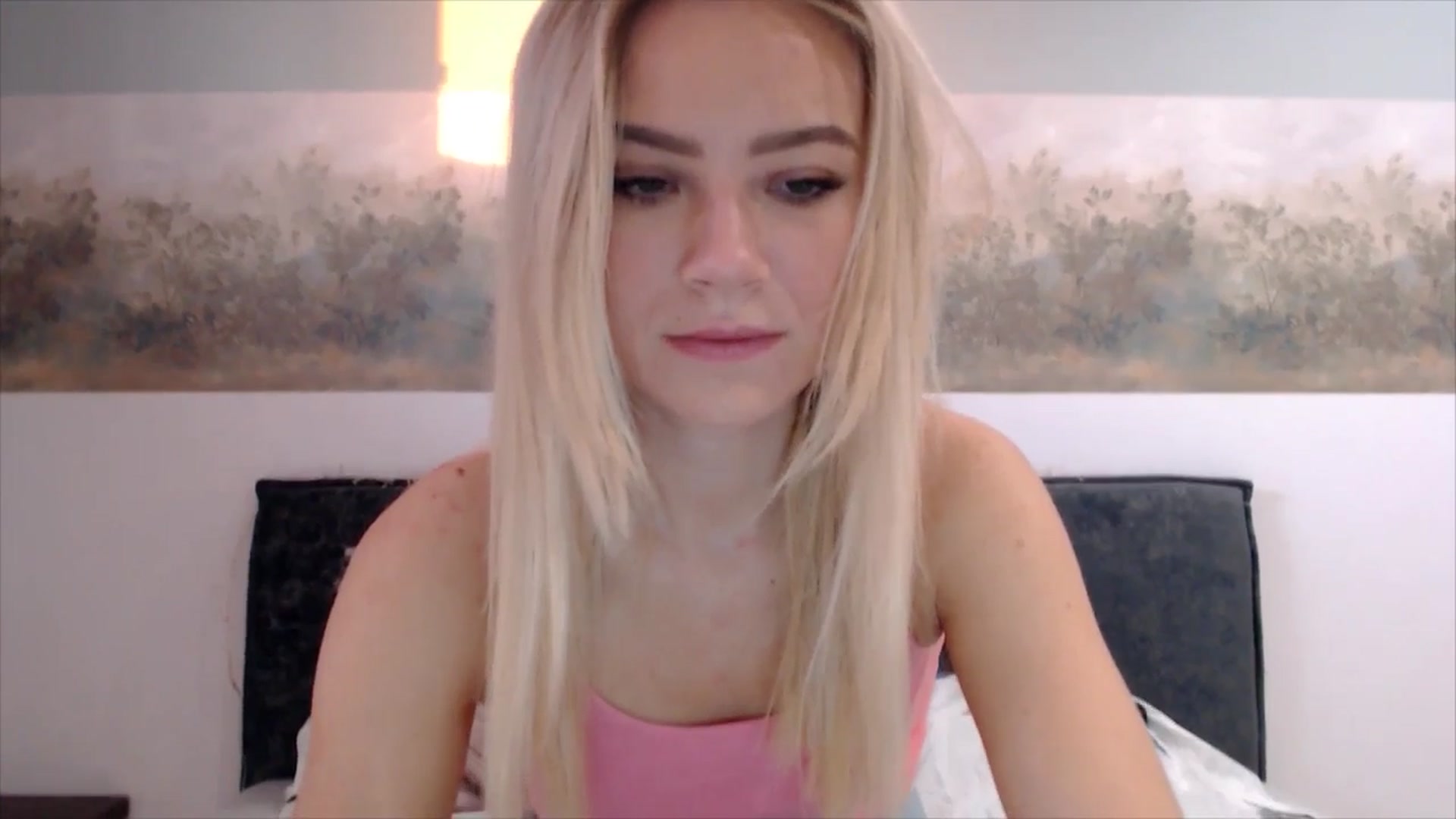 Gallery image thumbnail from semisweet's myfreecams stream on, 05/22/2025, 02:49 image 2 of 20