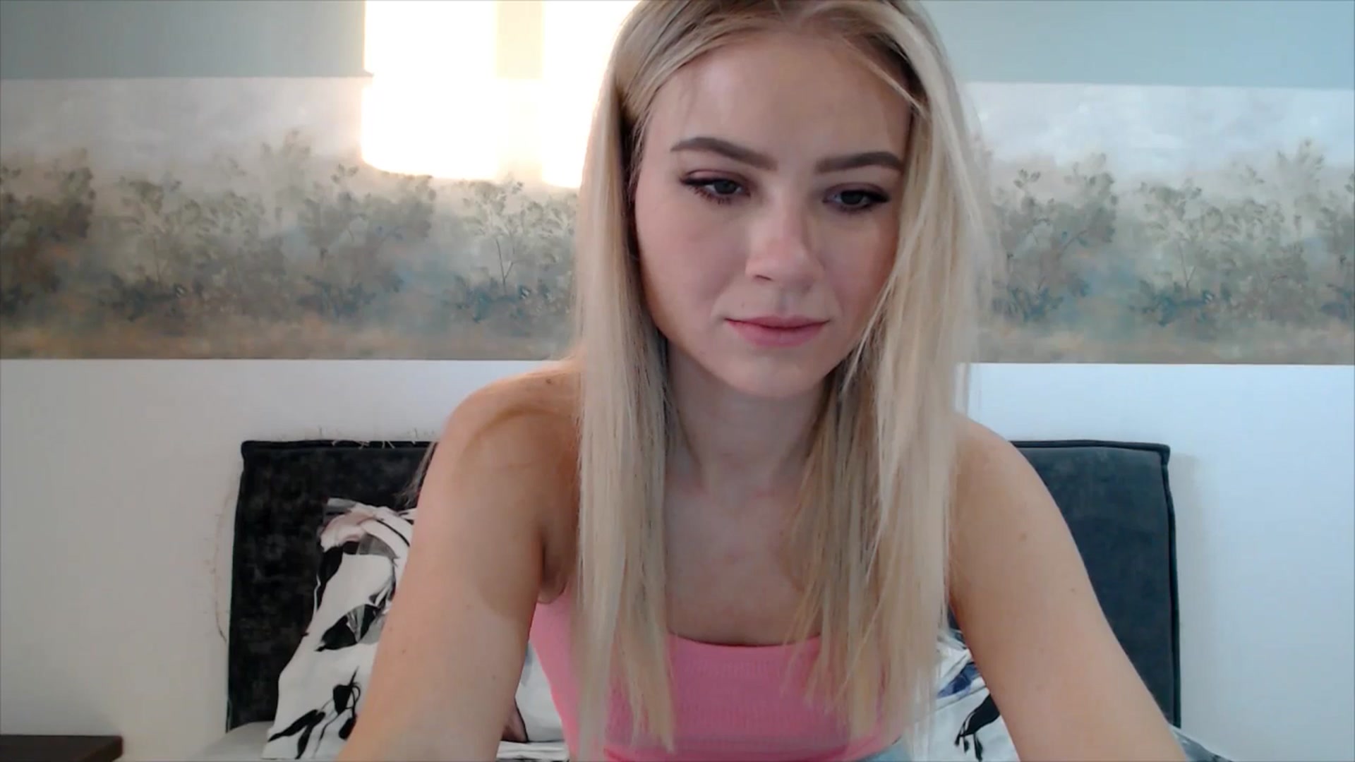Gallery image thumbnail from semisweet's myfreecams stream on, 05/22/2025, 02:49 image 7 of 20