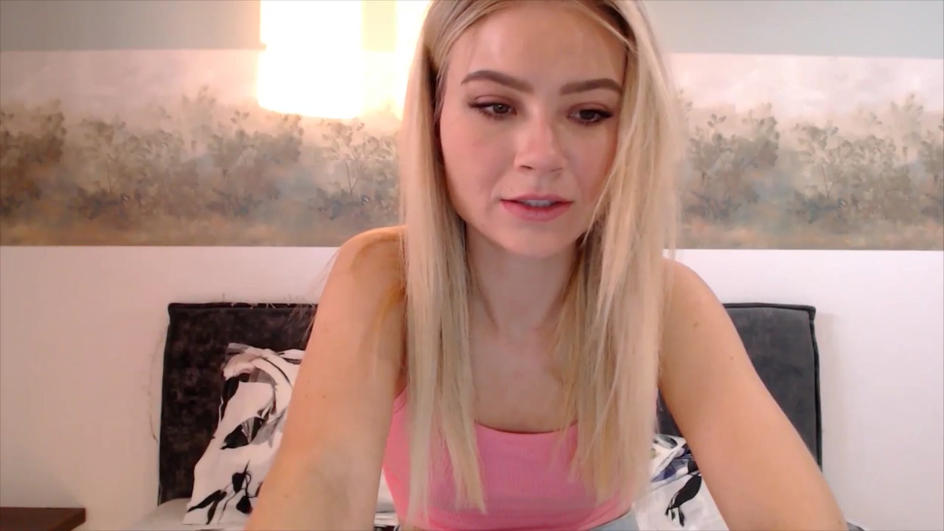 Gallery image thumbnail from semisweet's myfreecams stream on, 05/22/2025, 02:49 image 6 of 20