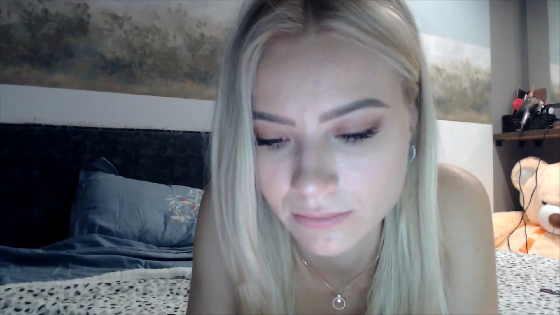 Gallery image thumbnail from semisweet's myfreecams stream on, 05/28/2025, 01:49 image 19 of 20