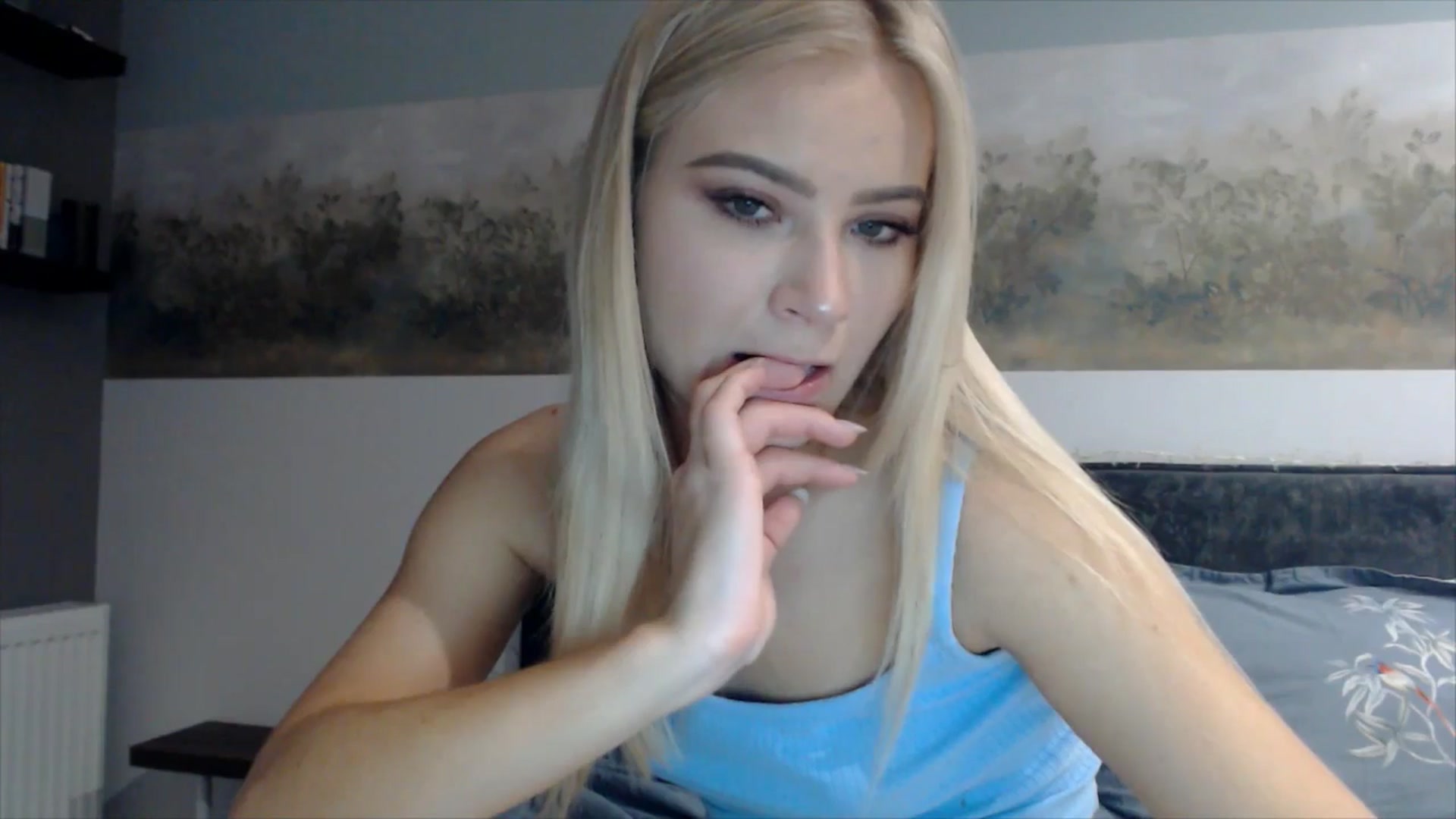 Gallery image thumbnail from semisweet's myfreecams stream on, 05/28/2025, 01:49 image 5 of 20
